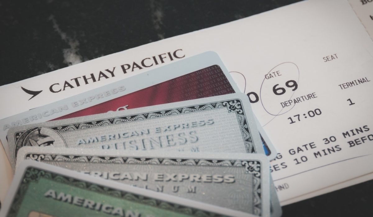 アメックスのクレジットカードとキャセイパシフィック航空の航空券